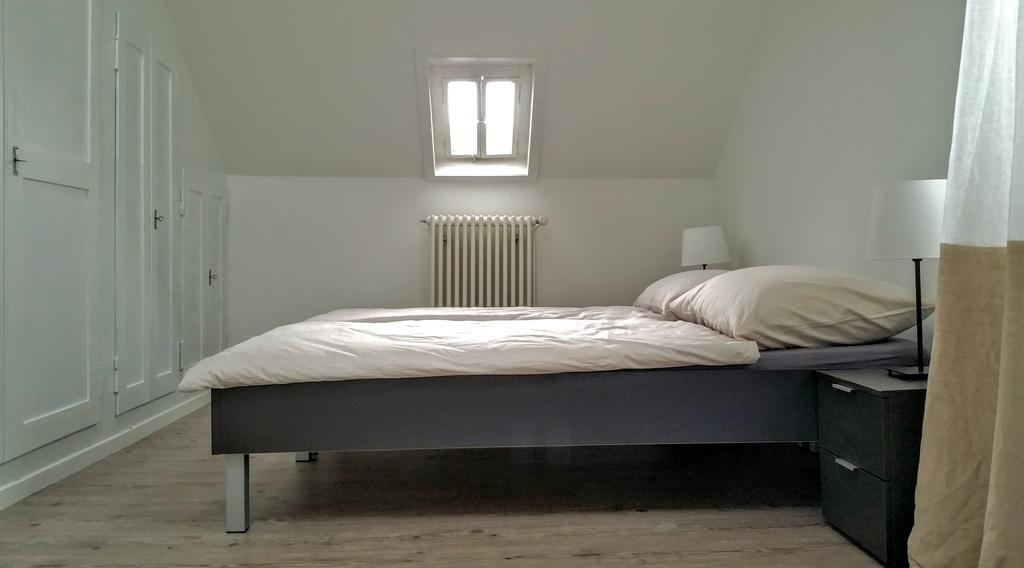 Rooms-Zimmer Neuhausen Am Rheinfall Bagian luar foto