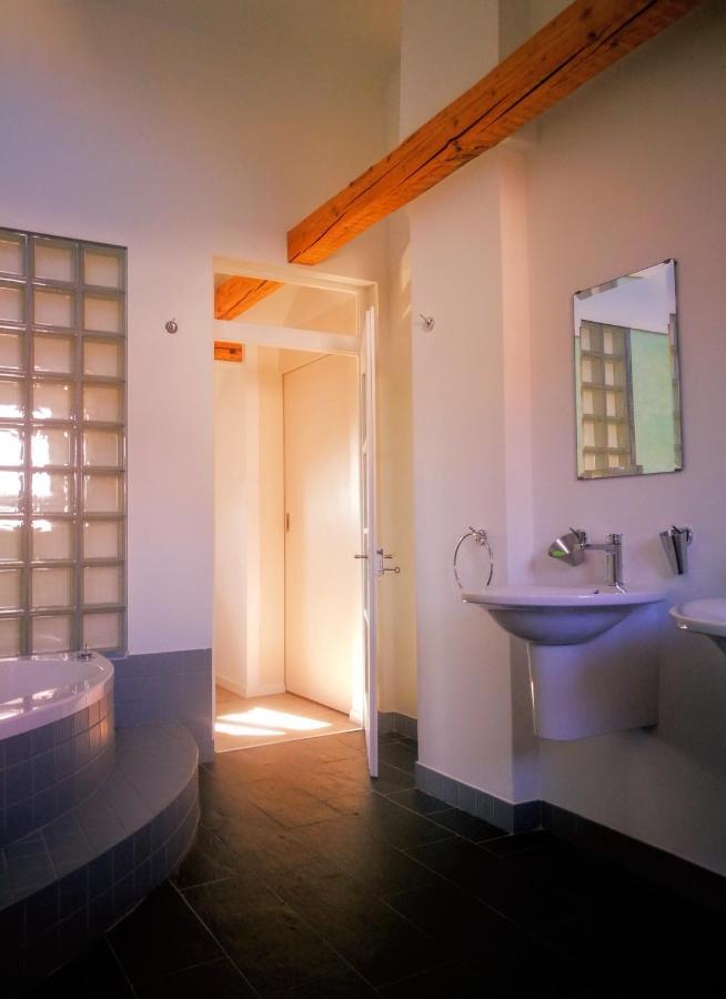 Rooms-Zimmer Neuhausen Am Rheinfall Bagian luar foto